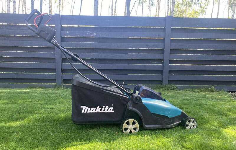 Makita DLM431Z dùng để dọn dẹp cỏ trong gia đình, khu du lịch, nghỉ dưỡng