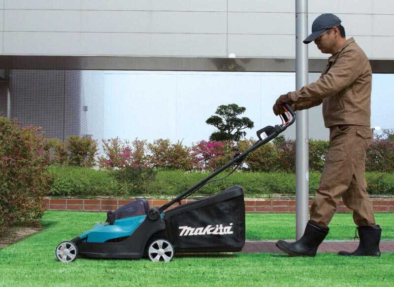 Makita DLM431Z dọn cỏ cho diện tích 475 - 950 m2